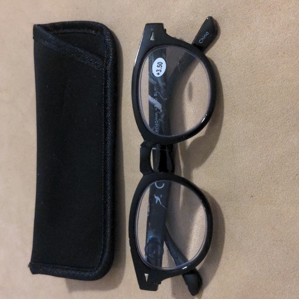 NWT Hummingbird Blue Light Blocking Readers +3.50 Black/Grey